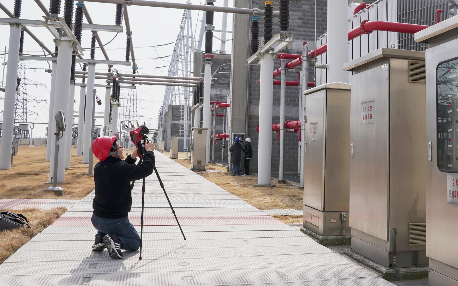 FOTRIC 340+热像仪搭配三脚架使用